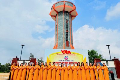 Hưởng Ứng tuần lễ áo dài Việt Nam